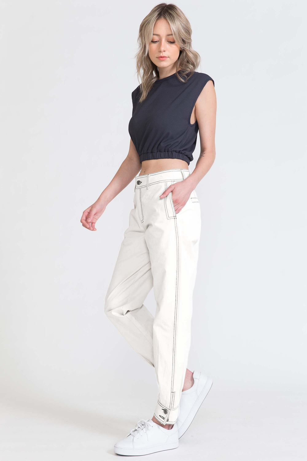 Over Stitched Pegged Long Pant