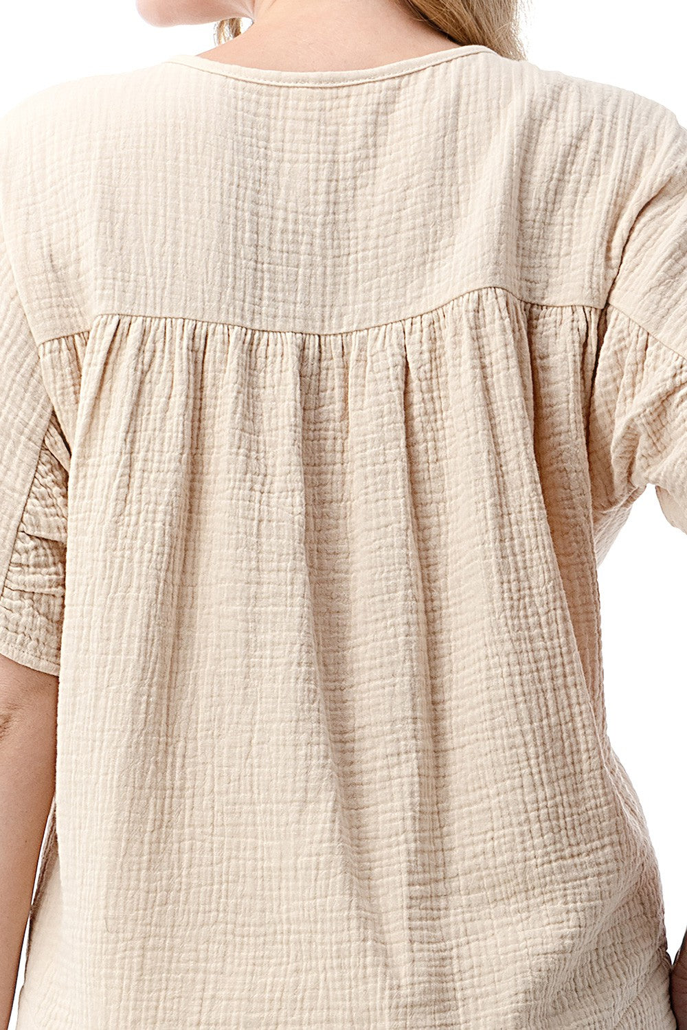 Button Down Wrinkled Round neck Top
