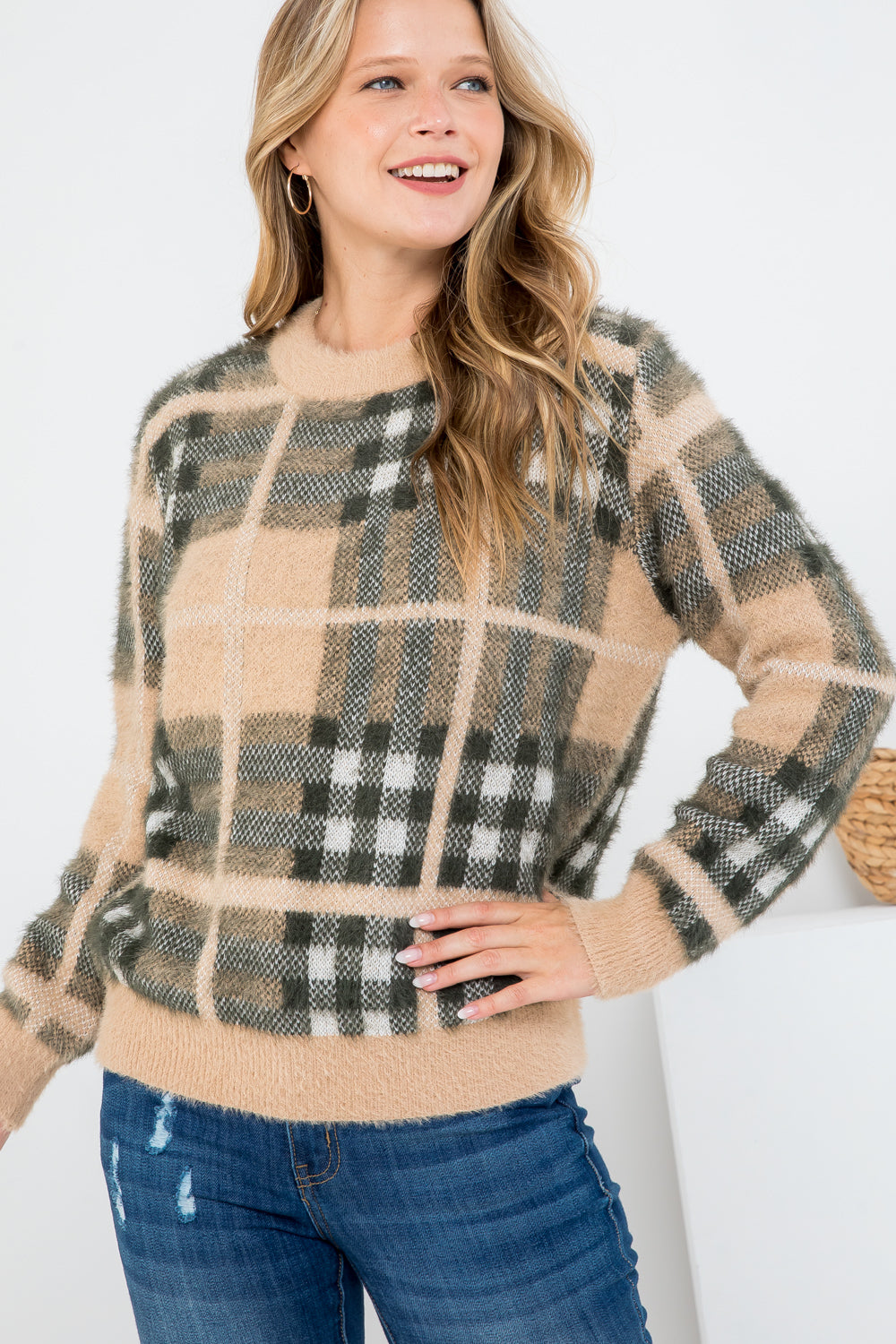 Patterned Round Neck Long Sleeve Sweater Top